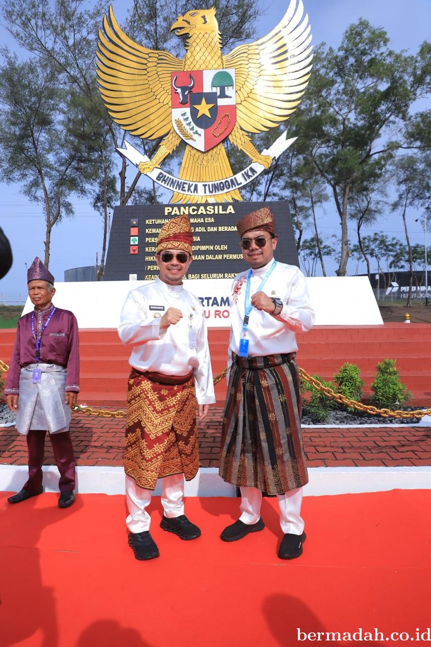 Wakil Ketua DPRD Pekanbaru dan Pj Walikota Hadir di Upacara Pancasila 2024 di Blok Rokan