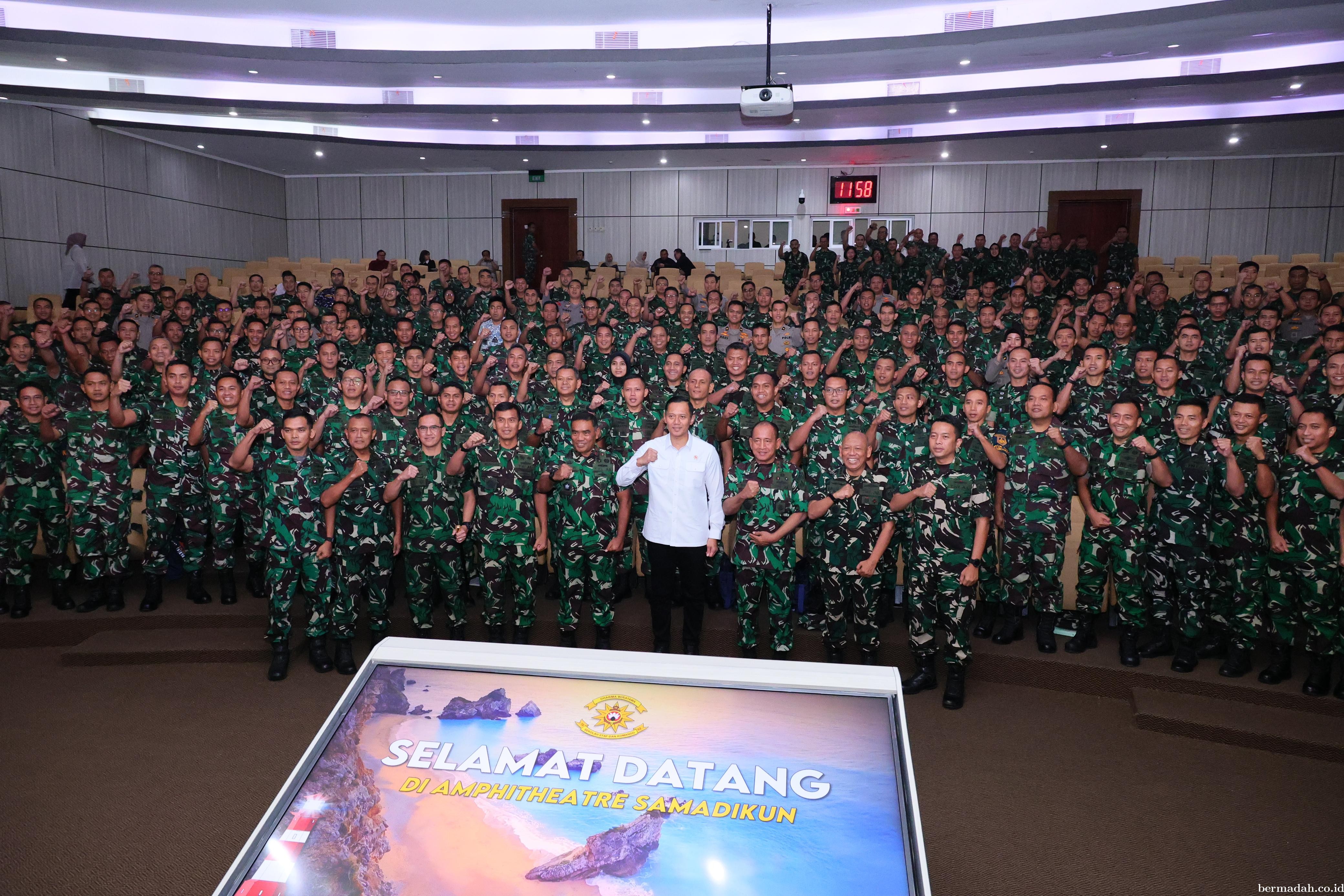 Beri Kuliah Umum di Seskoal, Menteri AHY: Peran TNI AL Penting dalam Tata Ruang Pertahanan Indonesia