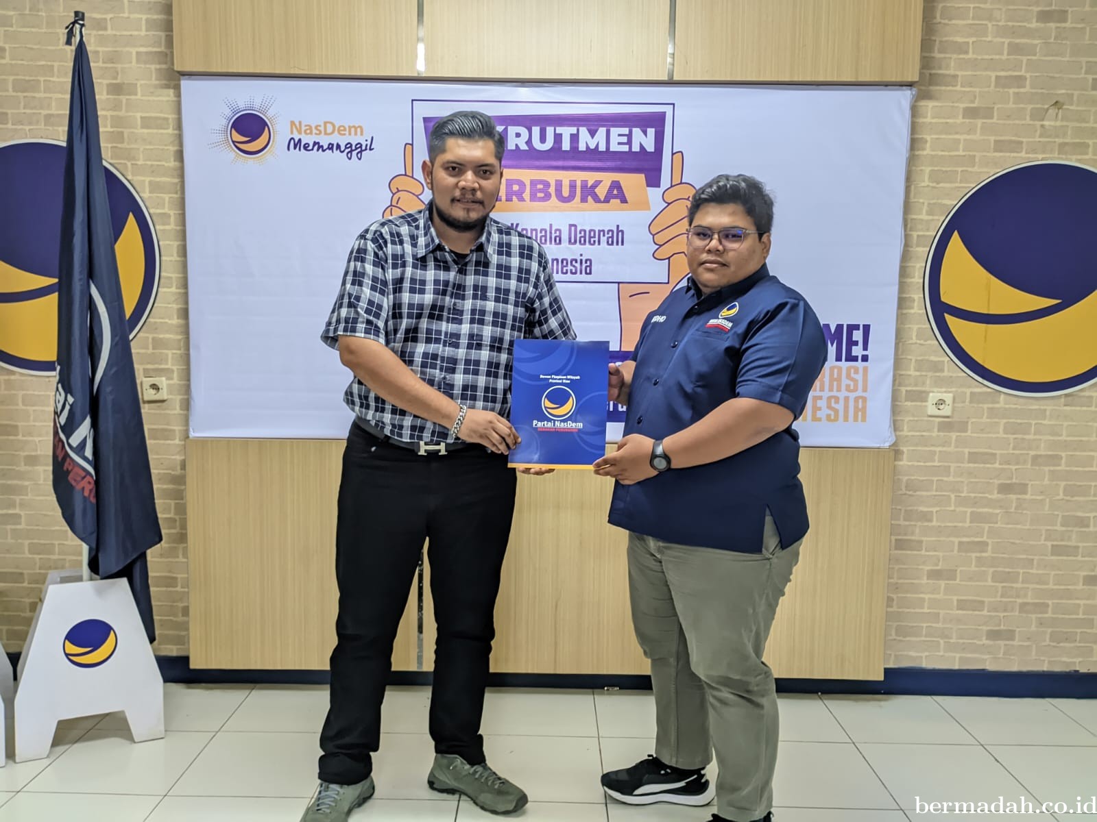 Gasss...Setelah PAN, Balon Gubernur Edy Natar Langsung Ambil Formulir di Nasdem