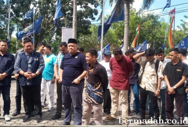 Dengan Keyakinan dan Pengalaman Bupati 2 Periode, Yopi Arianto Daftar Bacalon Gubri ke Partai NasDem