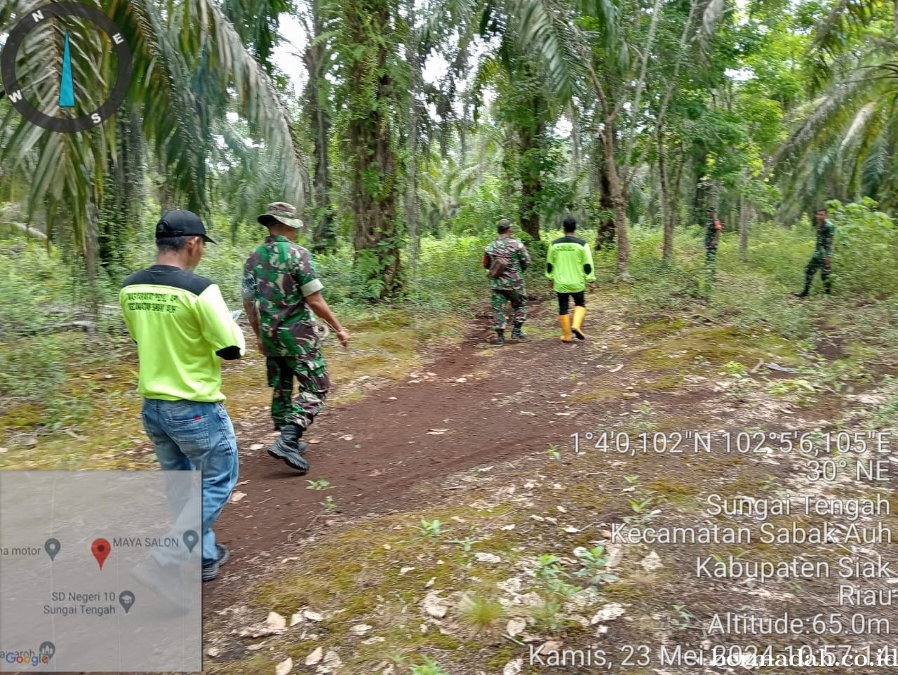 Penanggulangan Karhutla di lintas Wilayah Koramil 06/PWK Sabak Auh, Kamis 23 Mei