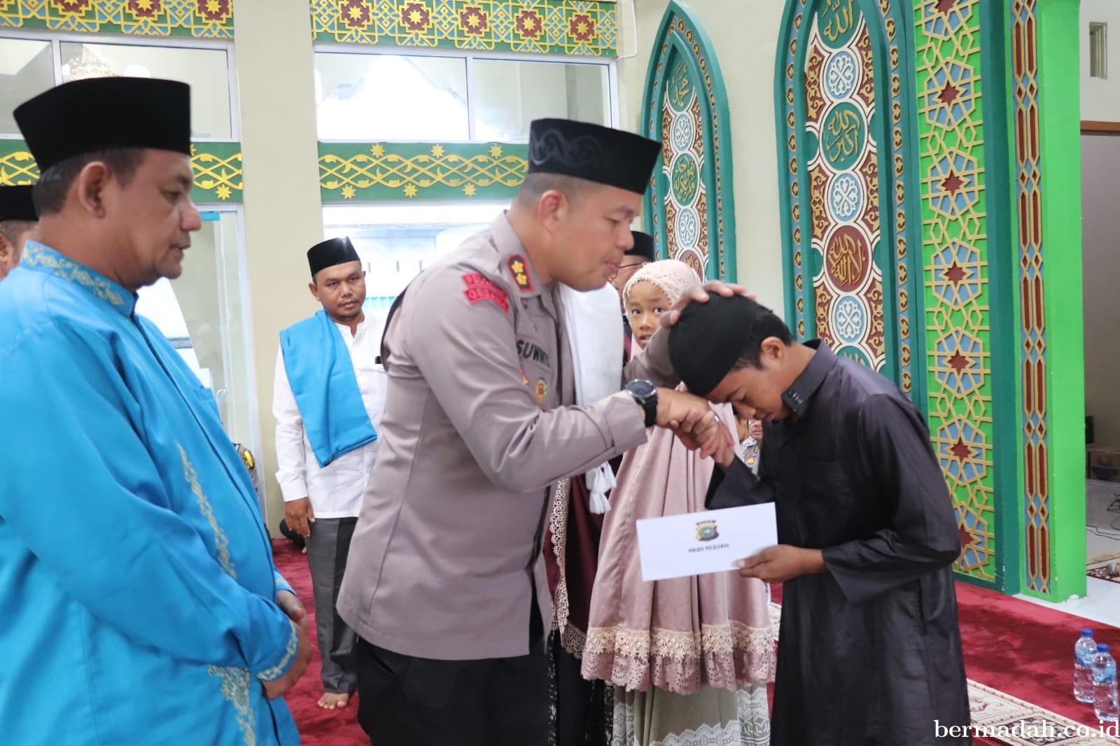 Kapolres Pelalawan Pimpin Subuh Keliling Harmoni, Gelorakan Persatuan Menjelang Pilkada 2024