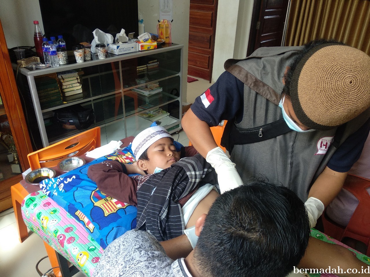 Target 50 Peserta, HaJe-Q Gelar Khitan Gratis
