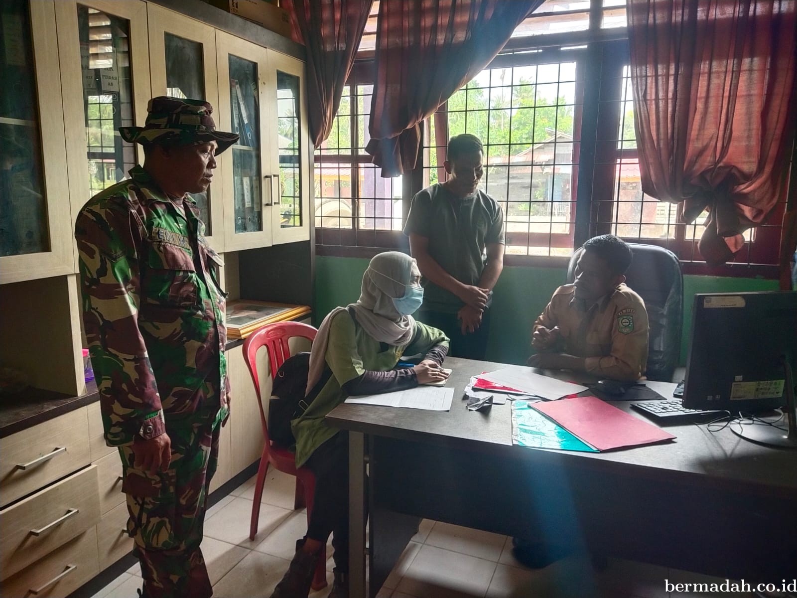 Sabtu 27 Juli, Babinsa Koramil 02/Sungai Apit Komsos di Kampung Sungai Limau
