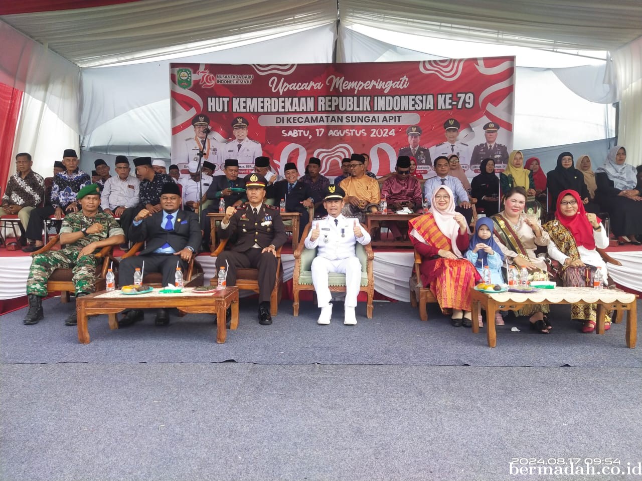 Upacara Pengibaran Bendera Sang Merah Putih Dalam Rangka HUT ke-79 RI Tahun 2024 di Sungai Apit
