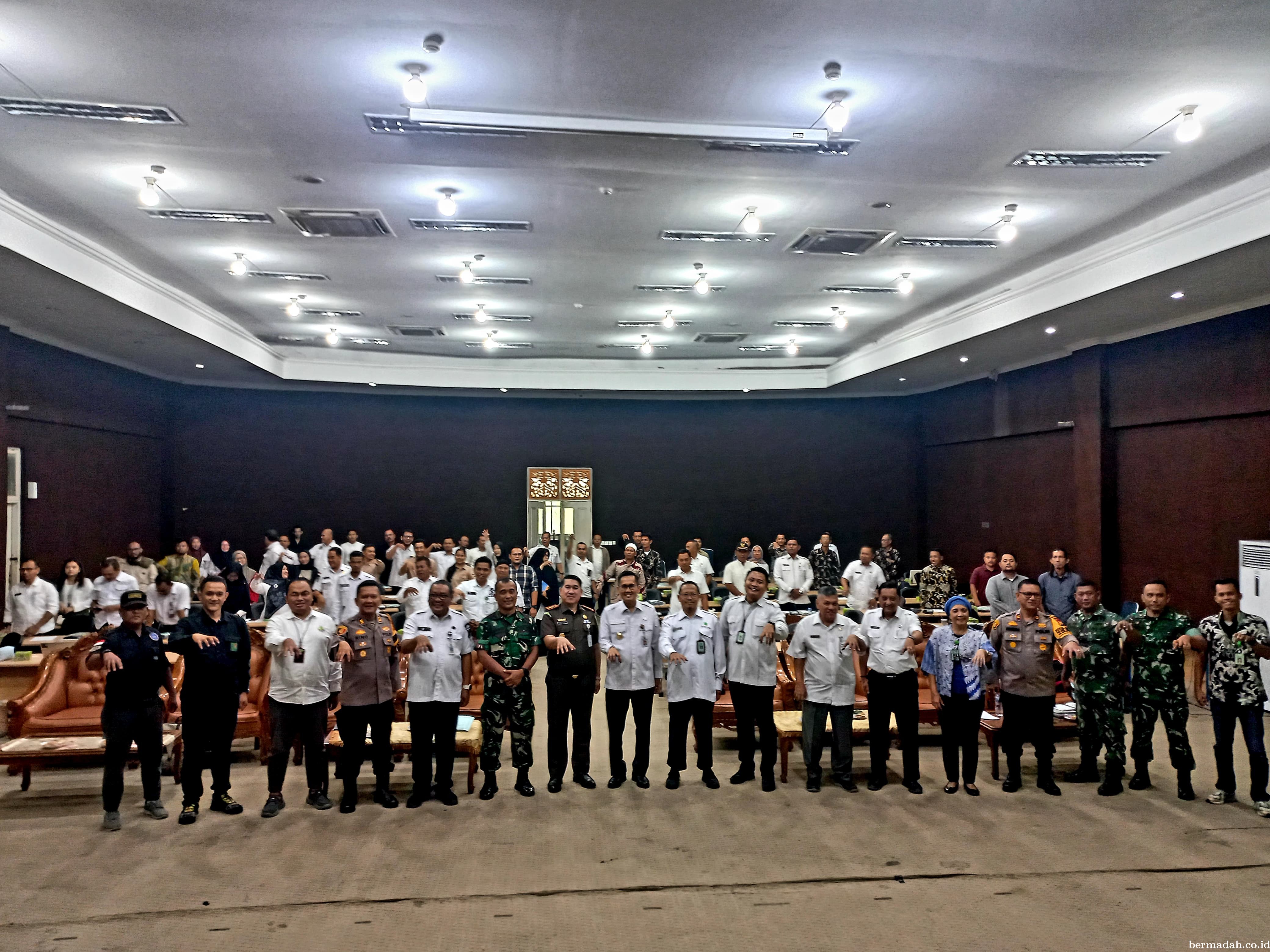 Bupati Pelalawan Ajak Masyarakat Bersatu untuk Selamatkan Mangrove dan Lingkungan