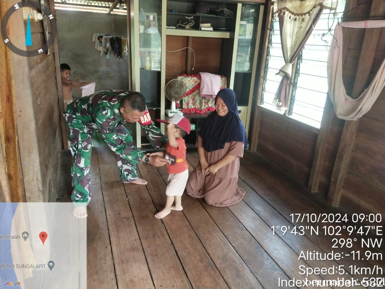 Kamis 17 Oktober, Babinsa Koramil 02/SA Follow up/mengunjungi anak Asuh Stunting