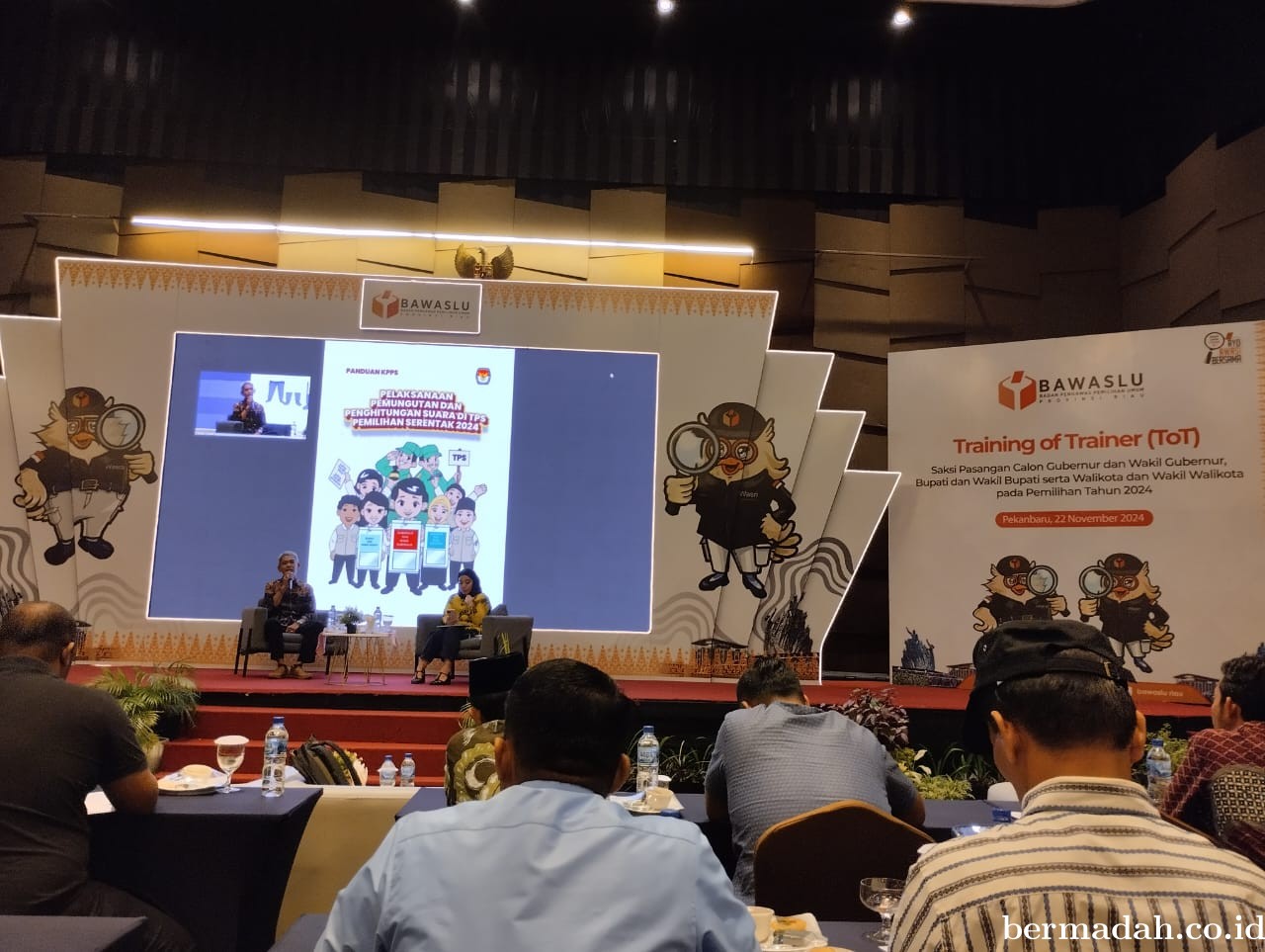 Bawaslu Riau Laksanakan Training of Trainer Saksi Pasangan Calon Kepala Daerah