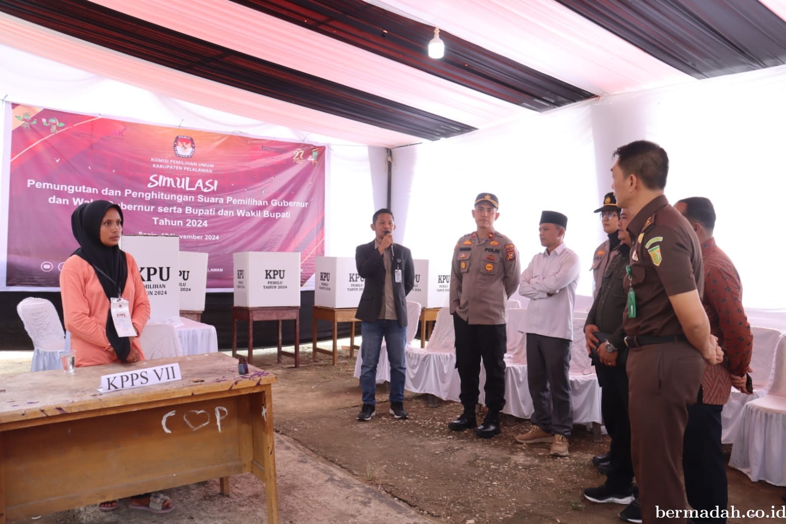 Polres dan KPU Pelalawan Gelar Simulasi Pemungutan Suara Pilkada 2024