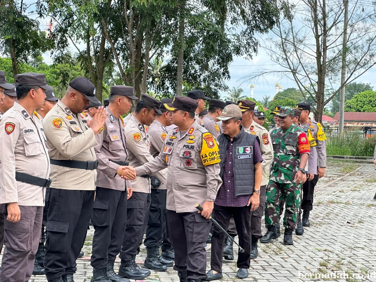 Kapolres Pimpin Apel Pelepasan BKO Personil Polda Riau PAM Pilkada 2024, Kabupaten Siak