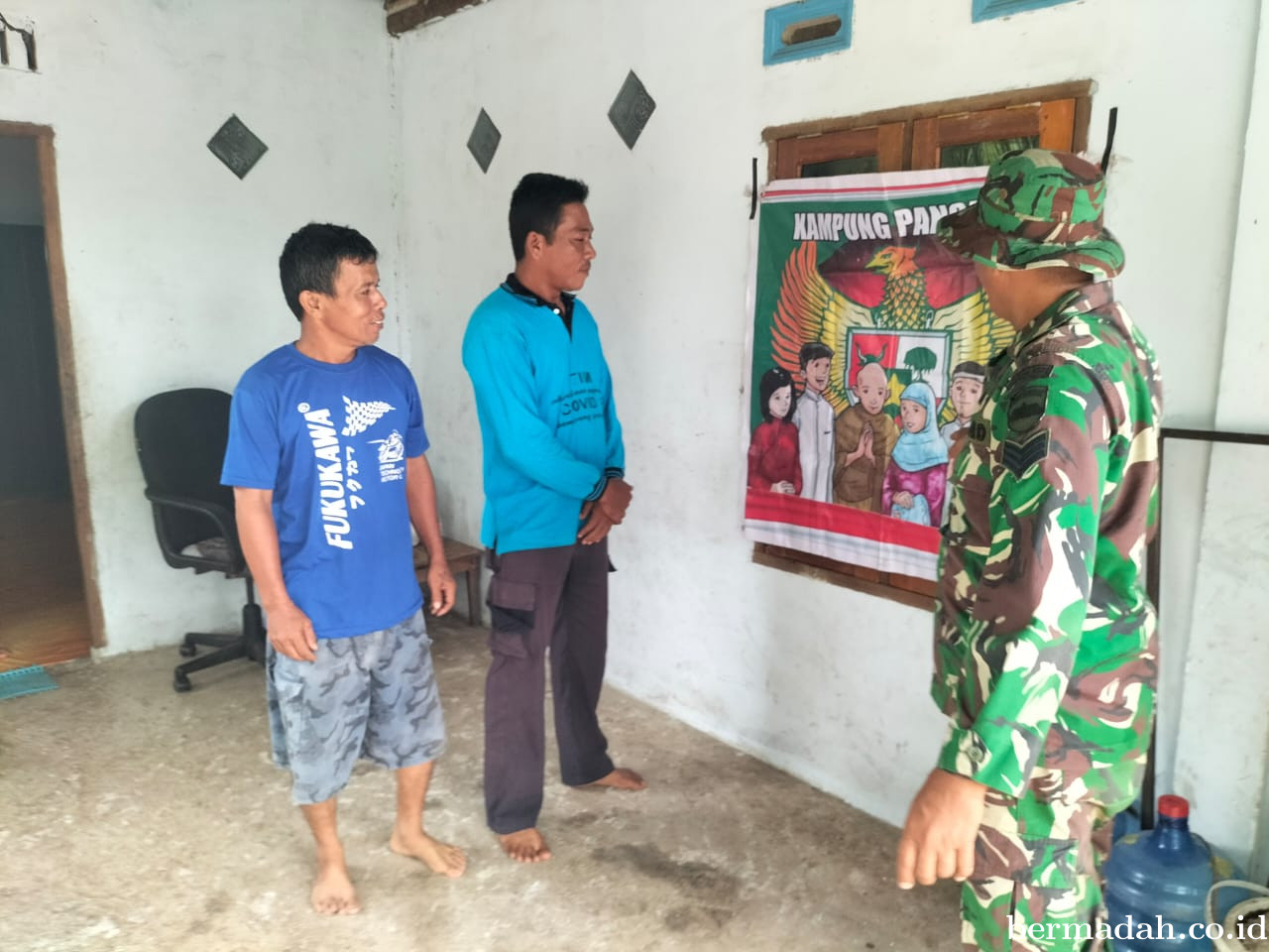Jumat 13 Desember, Babinsa Koramil 02/SA Komsos dan Sosialisasi tentang Nilai-Nilai Pancasila