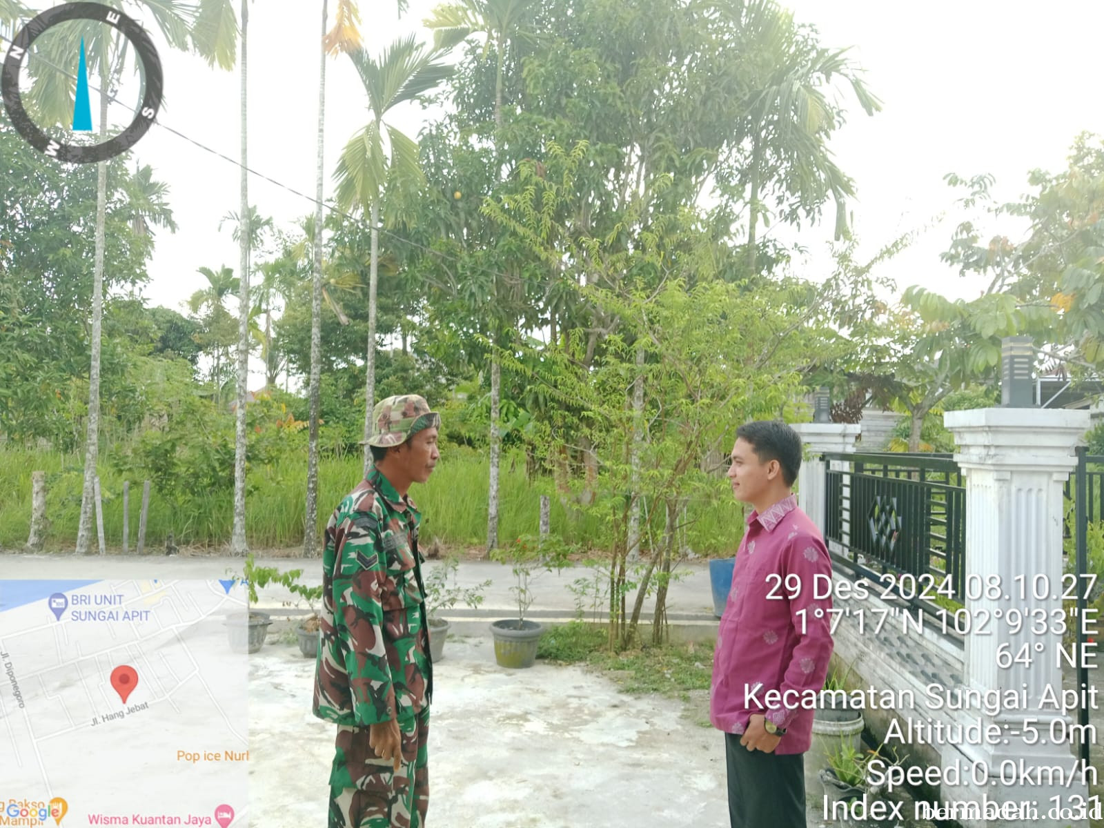 Minggu 29 Desember, Babinsa Koramil 02/Sungai Apit Patroli dan Sosialisasi Pilkada Damai