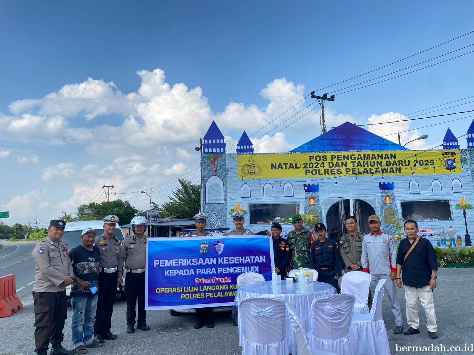 Pastikan Selamat, Polres Pelalawan Gelar Pemeriksaan Kesehatan Gratis di Pos PAM Nataru 2024-2025