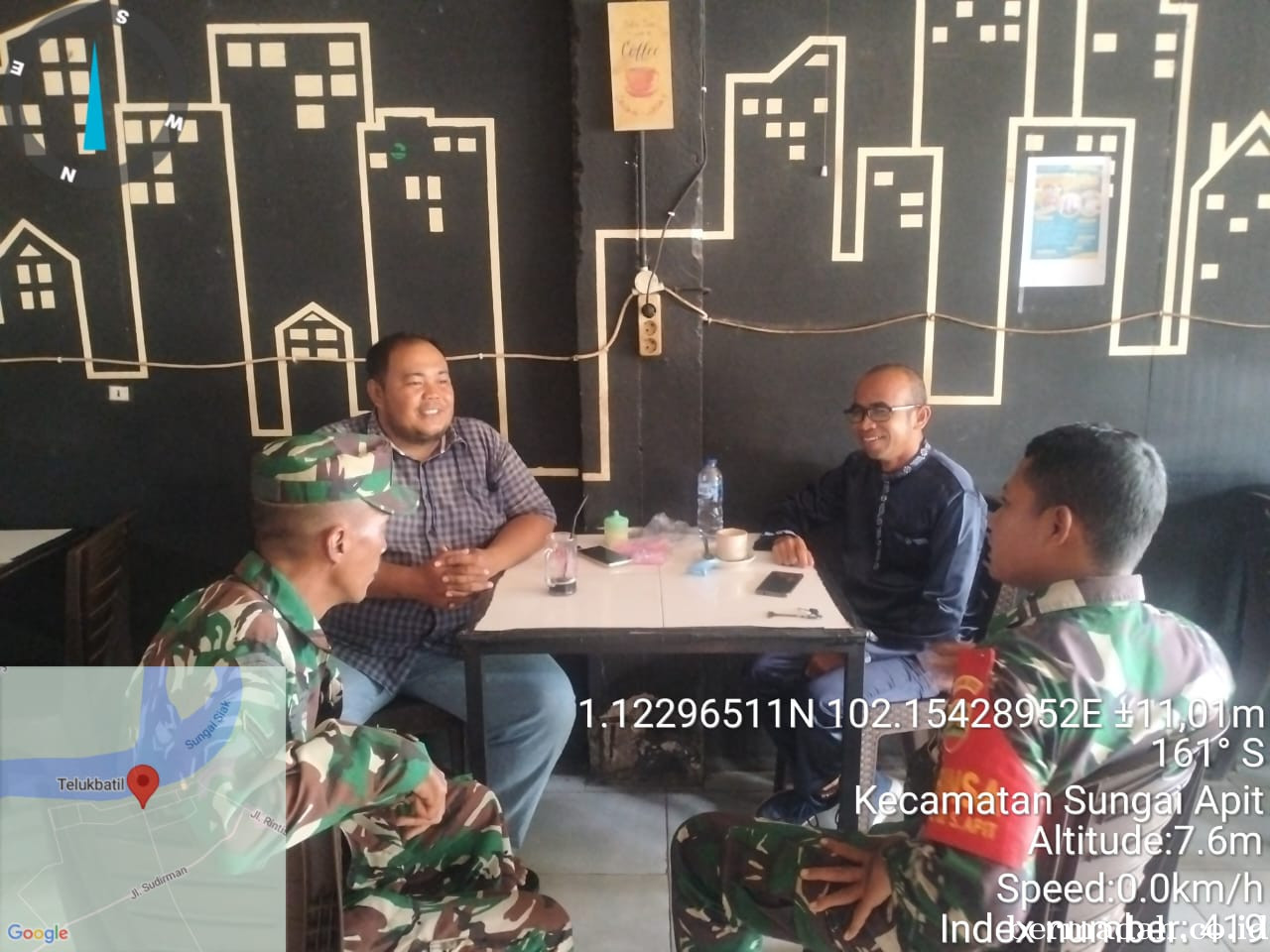 Sabtu 18 Januari, Babinsa Koramil 02/Sungai Apit Patroli dan Sosialisasi Pilkada Damai