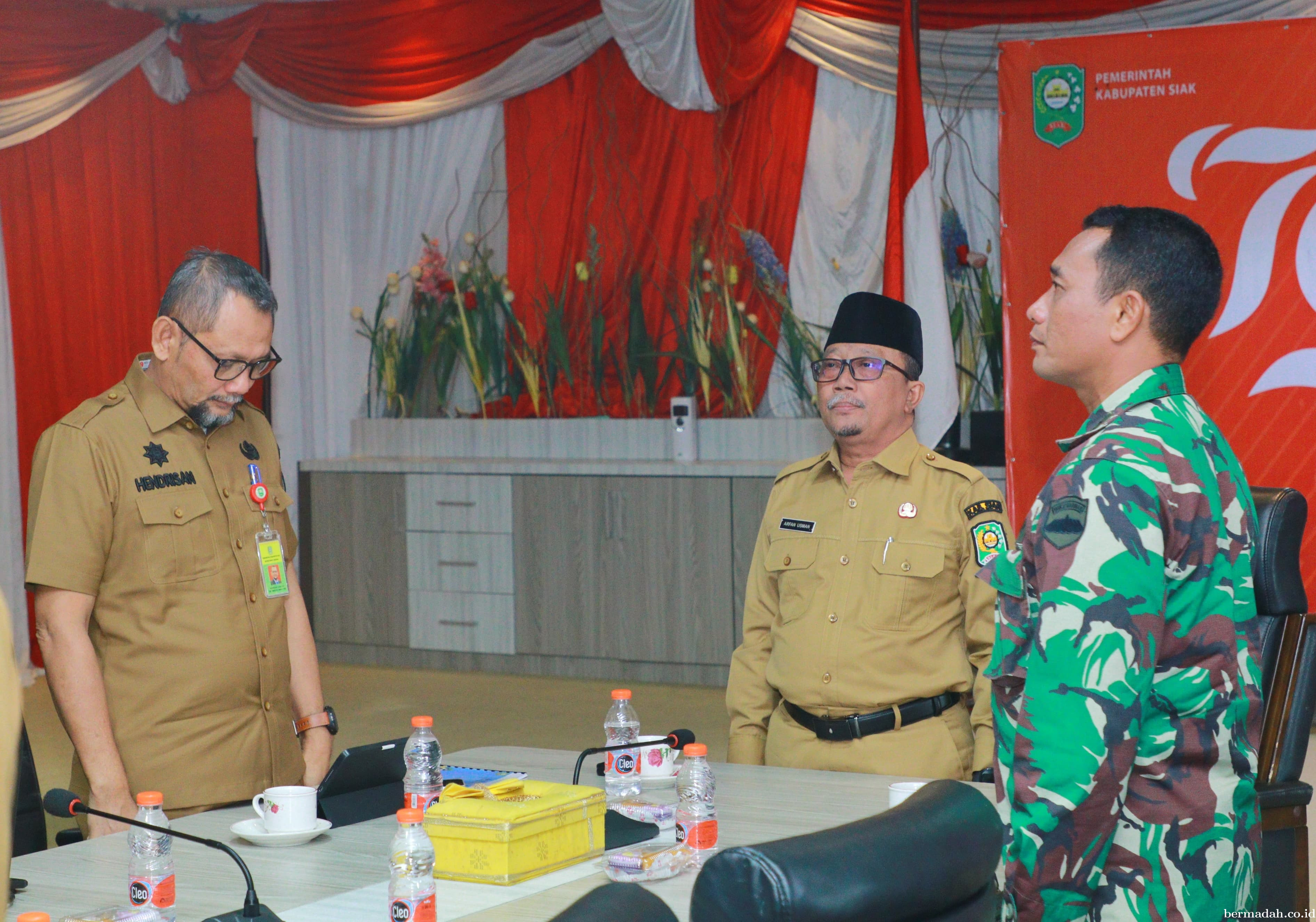 Sekda Siak Dengar Arahan Mendagri Bahas Inflasi dan Sosialisasi Program Pemeriksaan Kesehatan Gratis