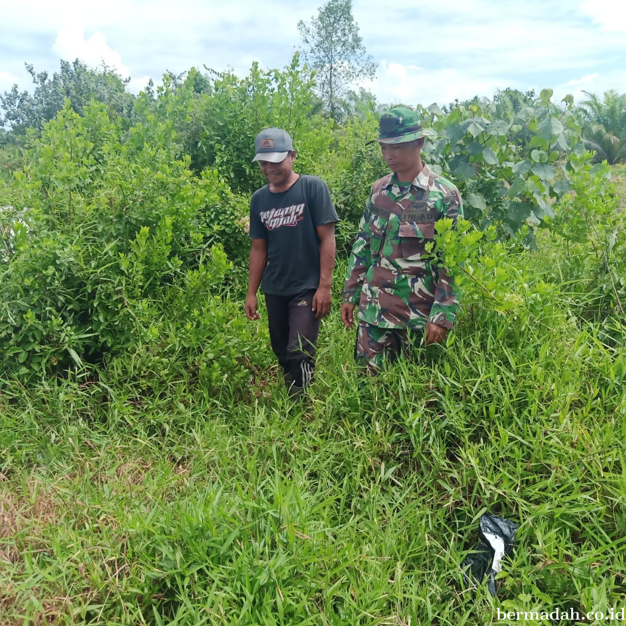 Penanggulangan Karhutla di Wilayah Koramil 02/Sungai Apit, Selasa 28 Januari