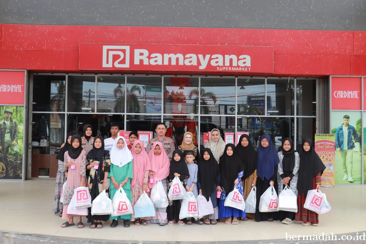 Kapolres Pelalawan dan Bhayangkari Berbagi Kebahagiaan dengan Anak Yatim Piatu di Pangkalan Kerinci