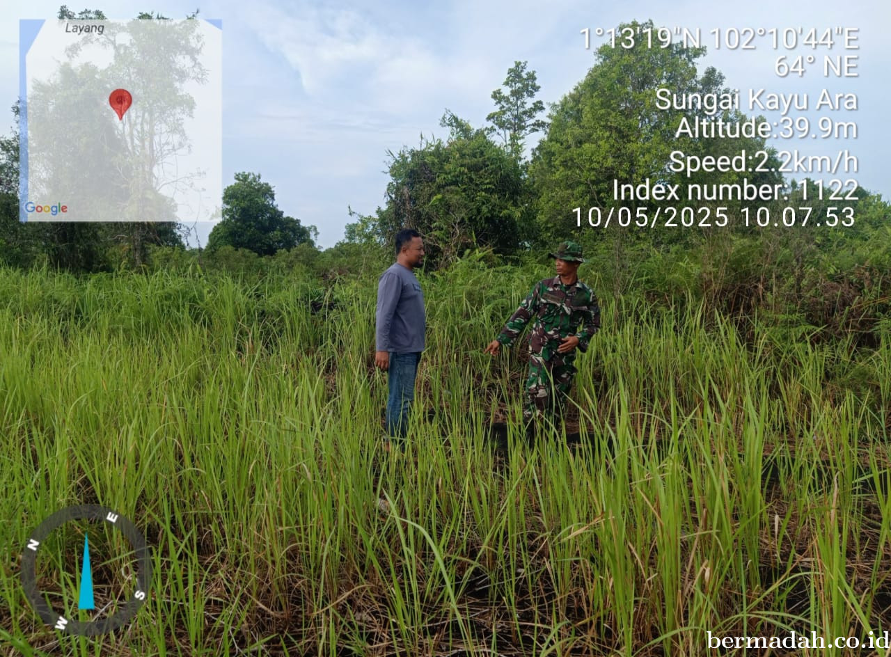 Penanggulangan Karhutla di Wilayah Koramil 02/Sungai Apit, Sabtu 10 Mei