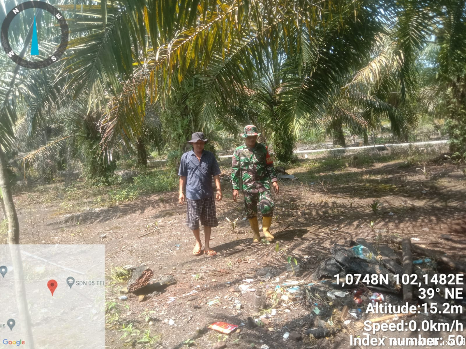 Penanggulangan Karhutla di Wilayah Koramil 02/Sungai Apit, Minggu 25 Mei