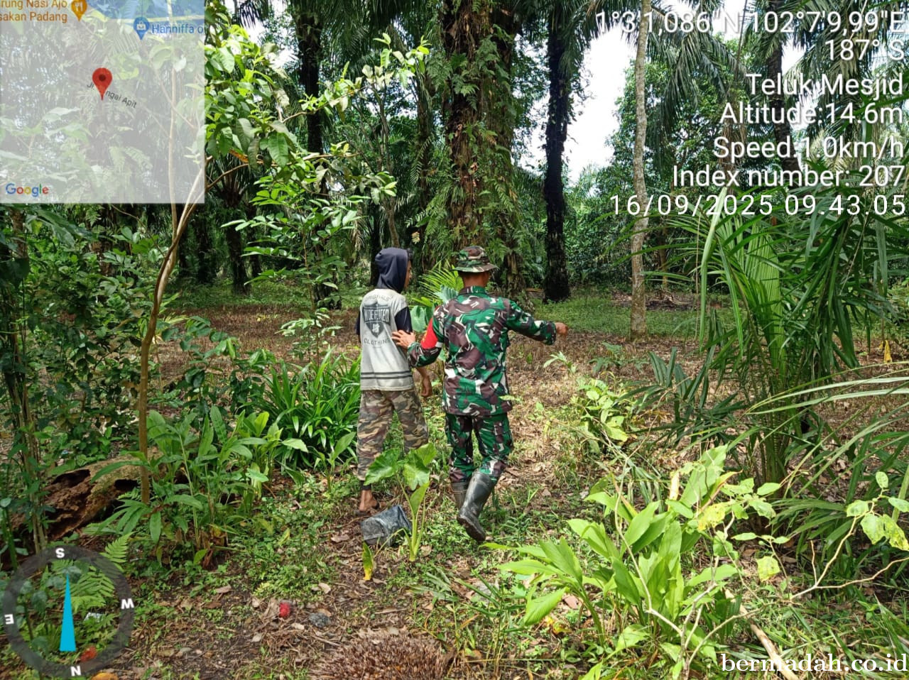 Penanggulangan Karhutla di Wilayah Koramil 02/Sungai Apit, Selasa 16 September