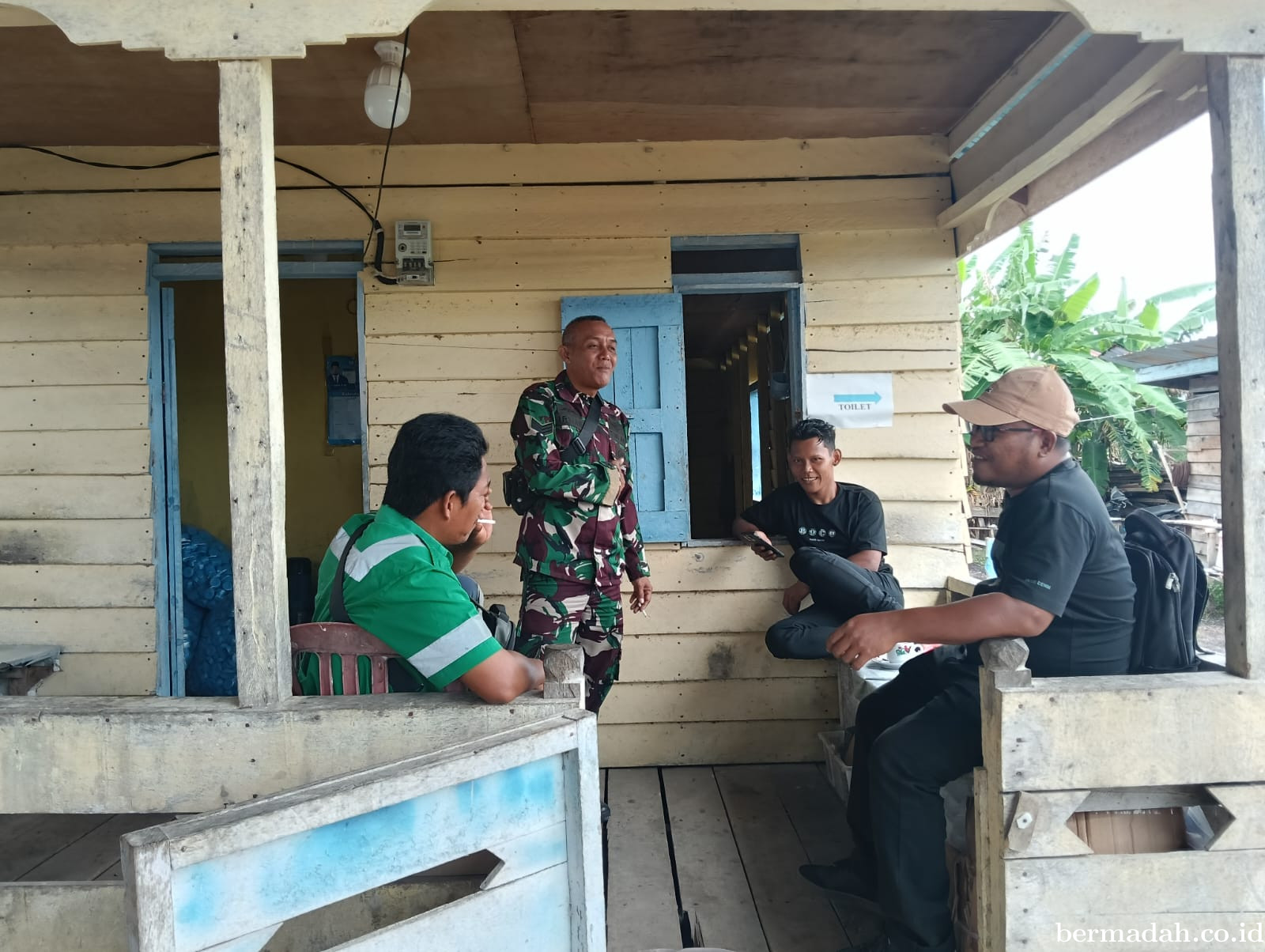 Jumat 9 JanuariBabinsa Koramil 02/Sungai Apit Komsos di Kampung Penyengat