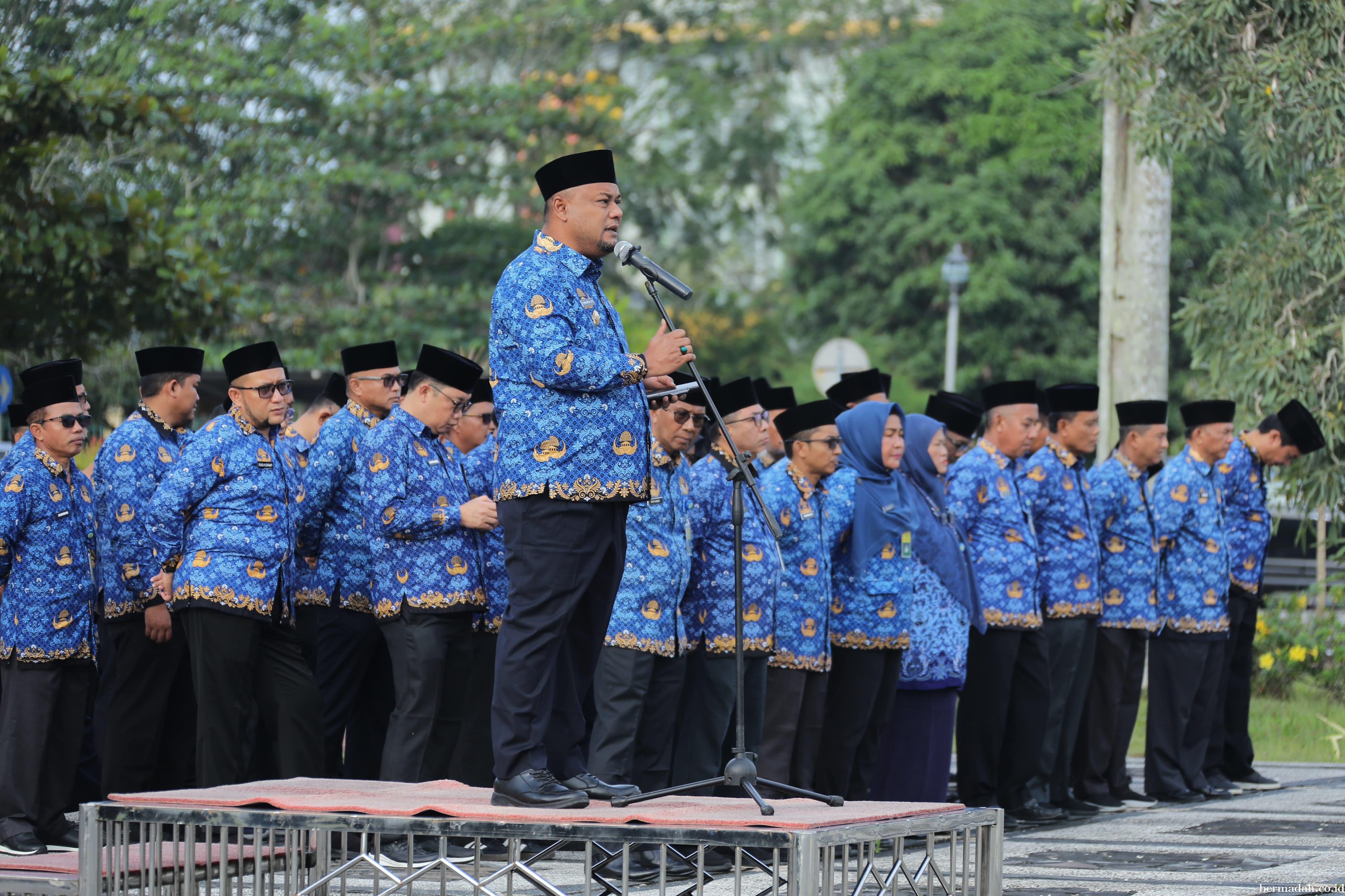 Wabup Siak Tekankan Kerja Maksimal dan Kejar PAD Demi Kesejahteraan Rakyat