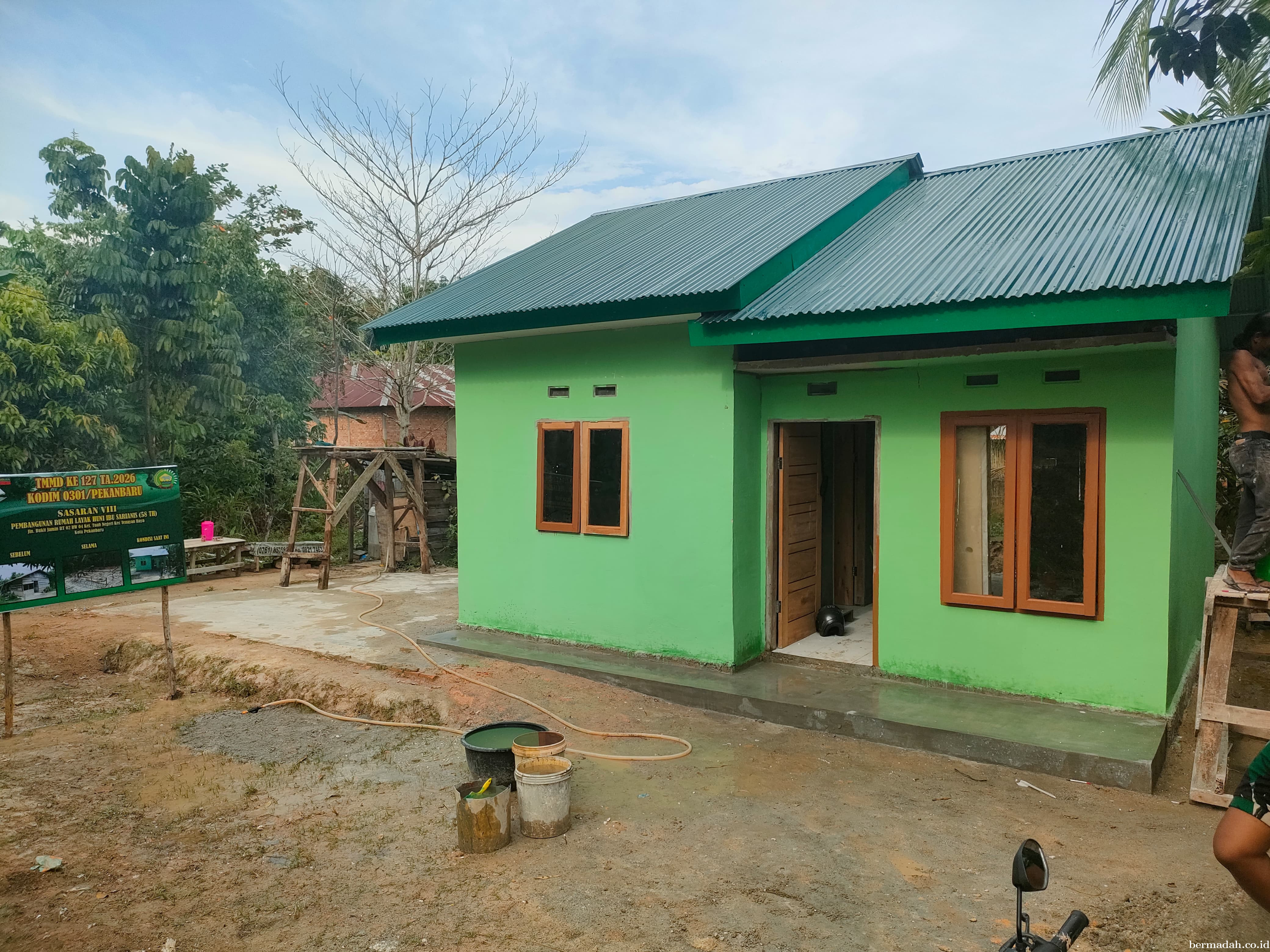 Satgas TMMD Kodim 0301/Pekanbaru Matangkan RTLH Ibu Sarianis Jelang Kunjungan Tim Wasev