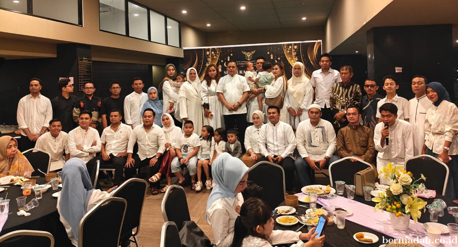 Bangun Kebersamaan di Bulan Suci, Law Firm AY Lawyers Gelar Silaturahmi dan Buka Puasa Bersama