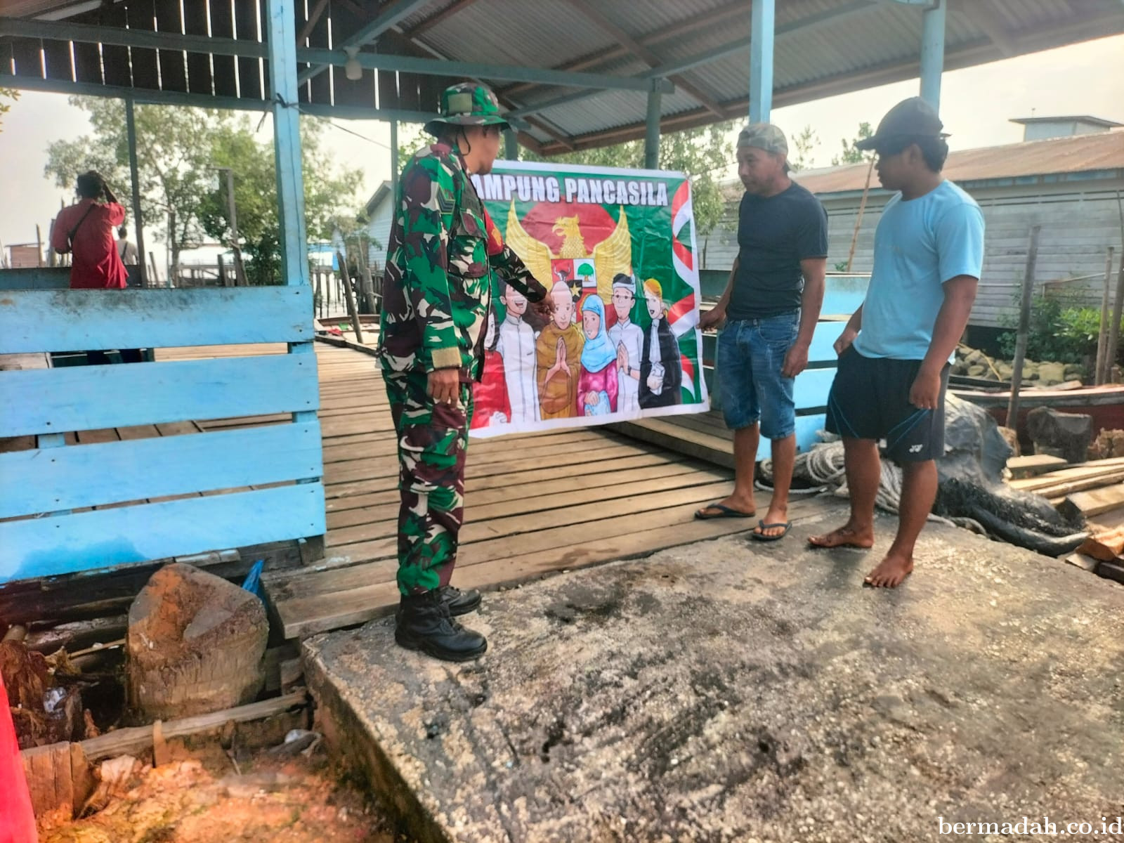 Selasa 17 Maret, Babinsa Koramil 02/SA Komsos dan Sosialisasi tentang Nilai-Nilai Pancasila