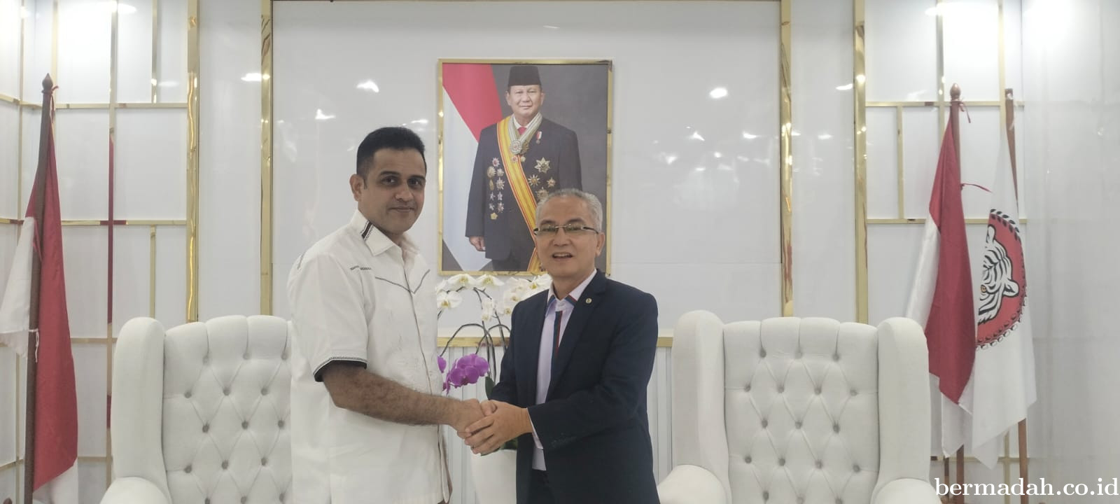 Peri Akri Terima Mandat DPP PRI