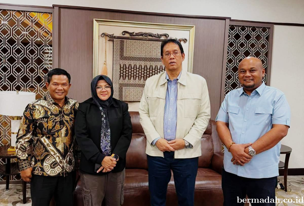 Silaturahmi Bupati Afni dan Menkeu Purbaya Berbalut Nostalgia, Siak Kembali Jadi Perbincangan