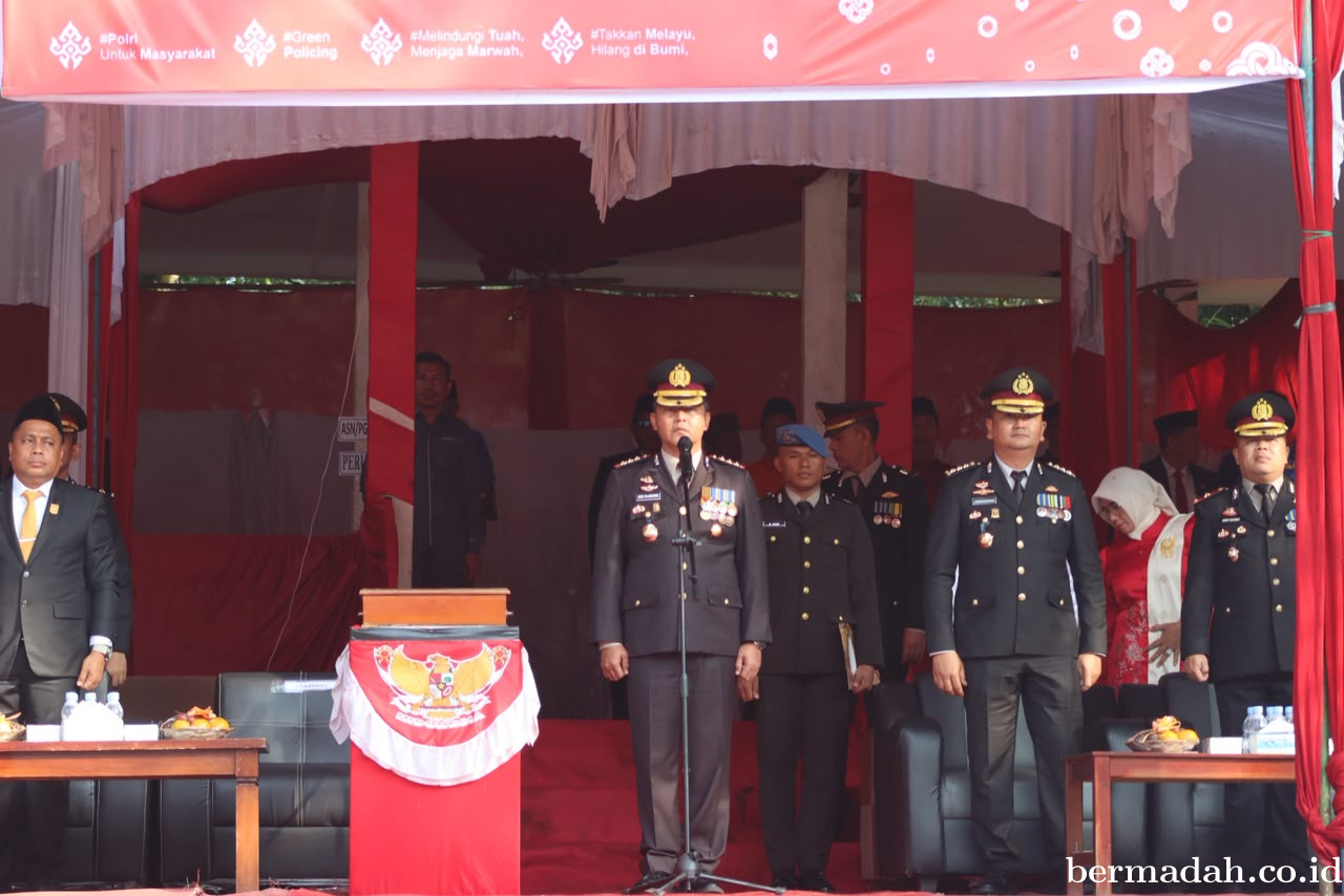 Dirreskrimsus Polda Riau Pimpin Upacara HUT ke-81 RI di Bandar Sei Kijang