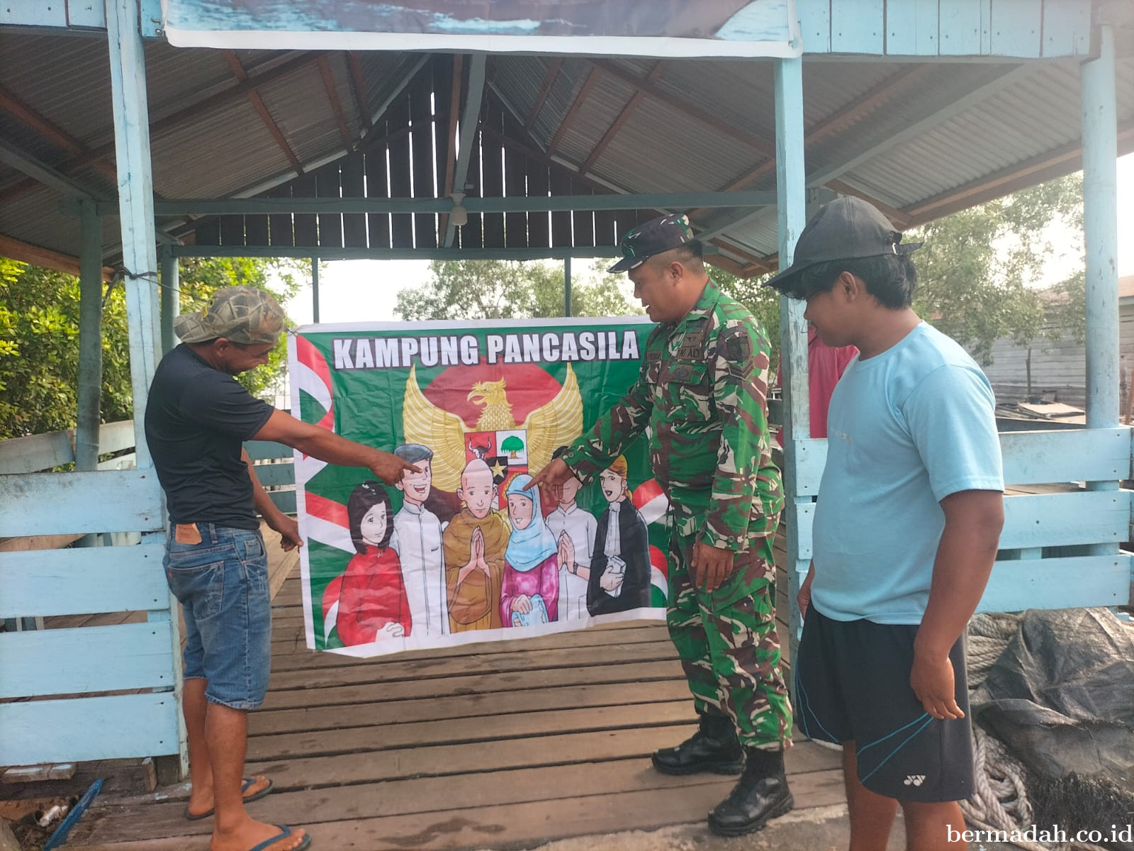 Kamis 20 Agustus, Babinsa Koramil 02/SA Komsos dan Mensosialisasikan Nilai-Nilai Pancasila