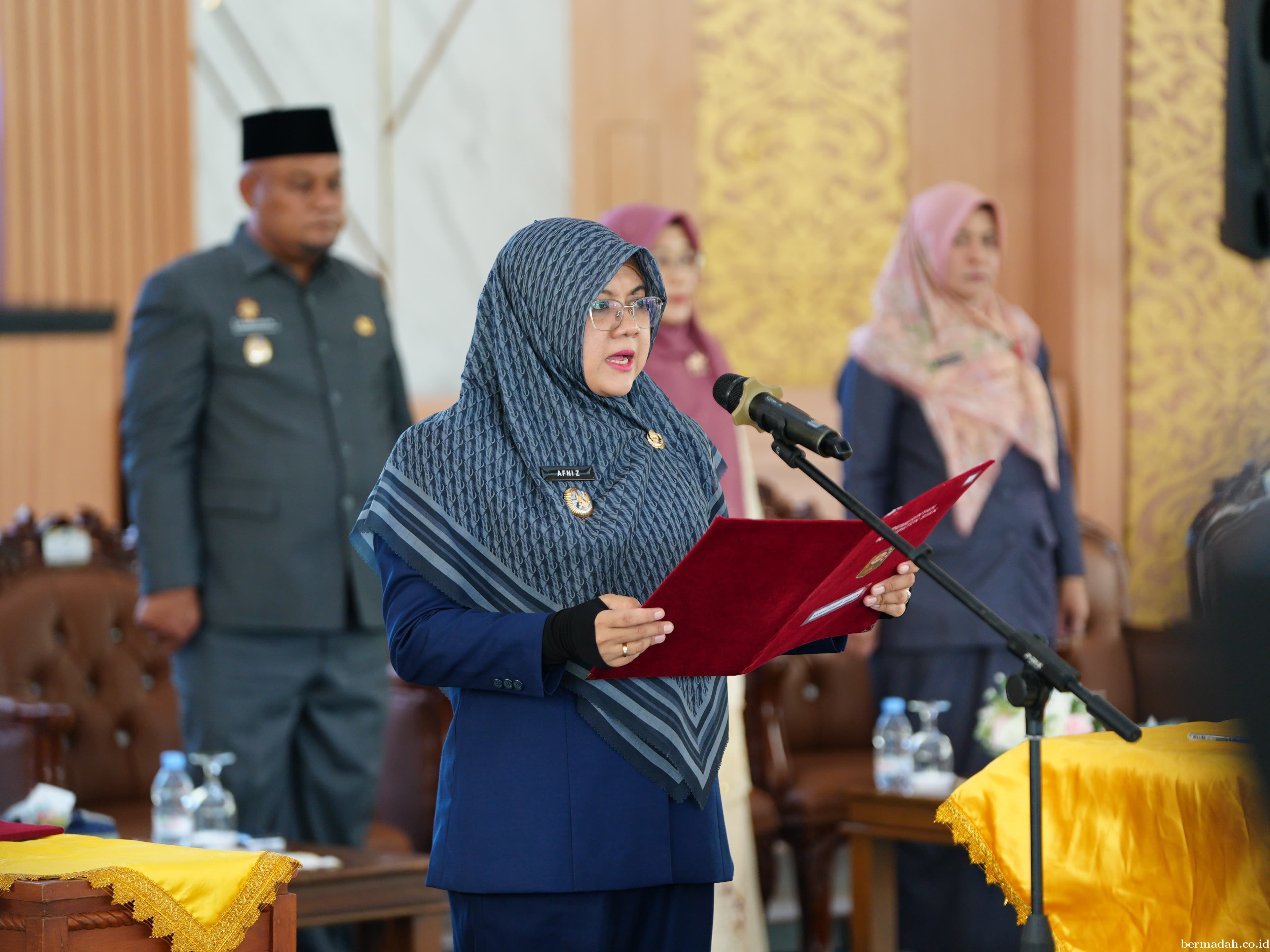 Lantik 83 Pejabat, Bupati Siak Afni: Jangan Cari Muka, Promosi Berdasarkan Kinerja