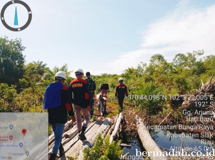 Penanggulangan Karhutla di lintas Wilayah Koramil 06/PWK Sabak Auh, Minggu 21 April