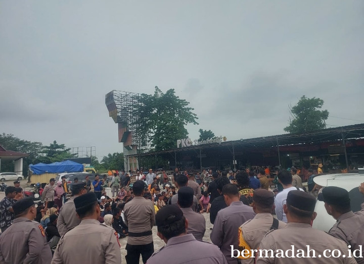 AMMP Geruduk DPRD Pelalawan, Desak Kepastian Relokasi dan Transparansi Dokumen TNTN